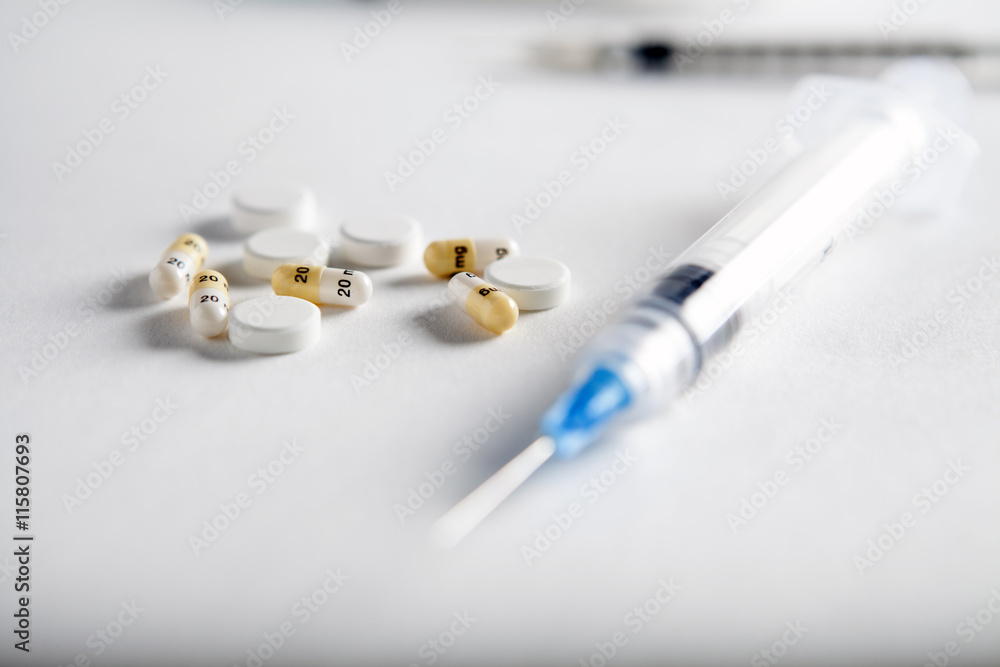 vaccine drogs and injection vaccine drogs and injection