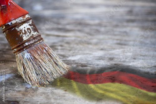 Brush tracing the german flag photo