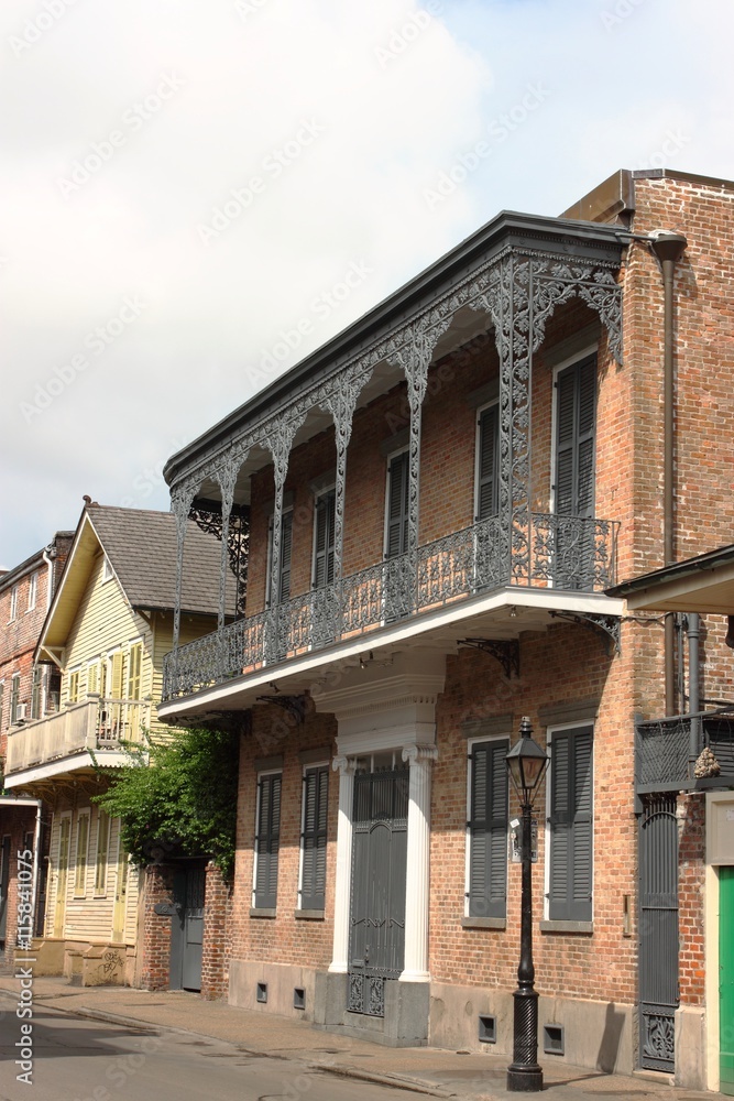 Obraz premium New Orleans French Quarter Street Scene