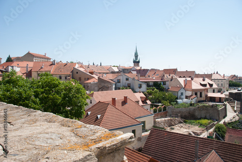 Krajobraz miasteczka Znojmo w Czechach. 