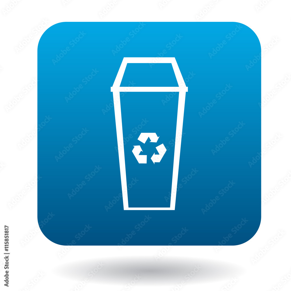 Fototapeta premium Recycle bin icon in simple style on a white background