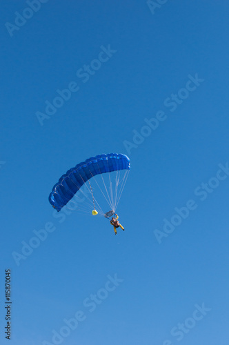 Parachute tandem