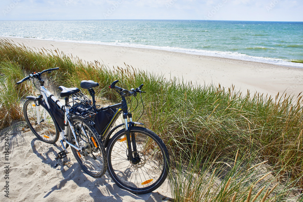 Fototapeta premium Bicycles tourists travel in nature on sunny day