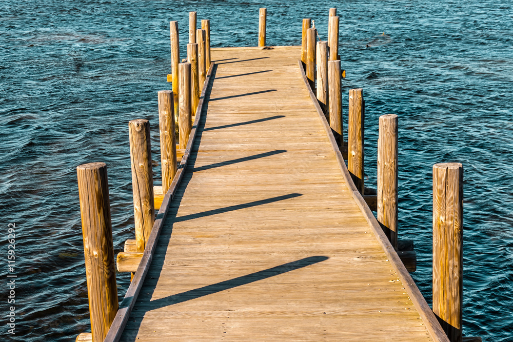 Fototapeta premium Bootssteg am Meer