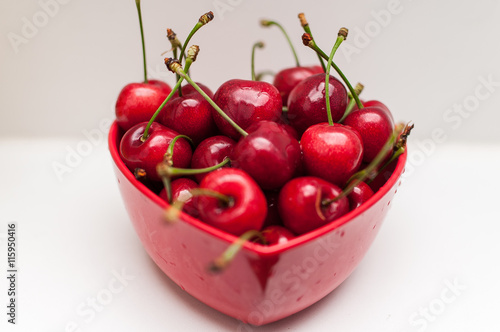 Kirschen in Herzform