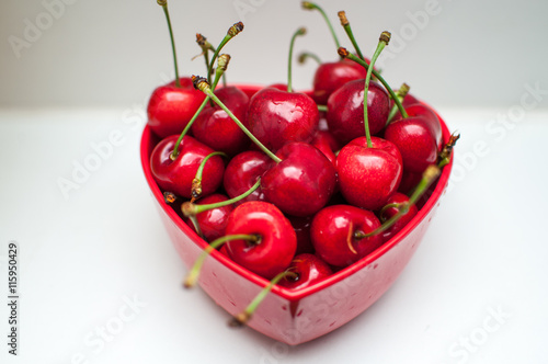Kirschen in Herzform