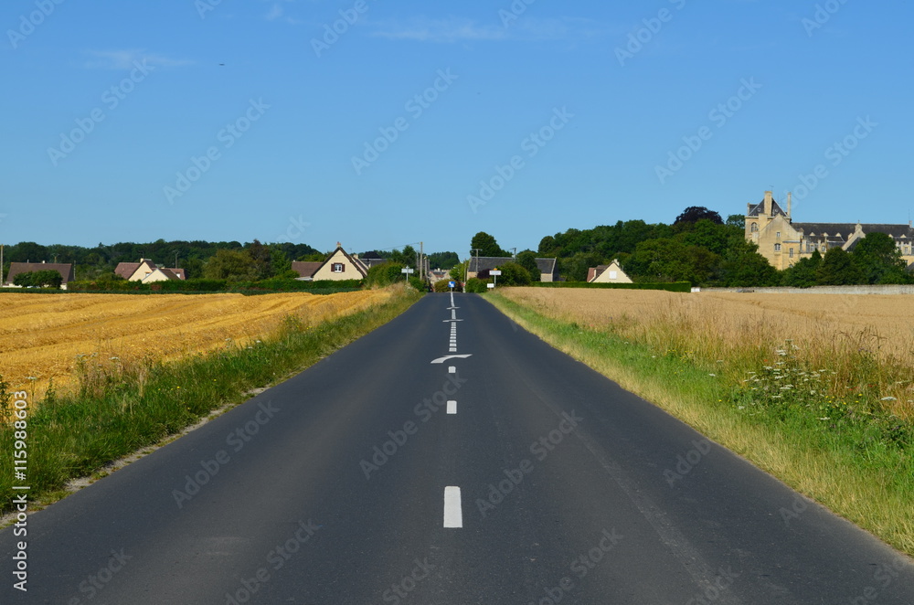 Route de Villiers le sec (Région de Creully - Calvados)