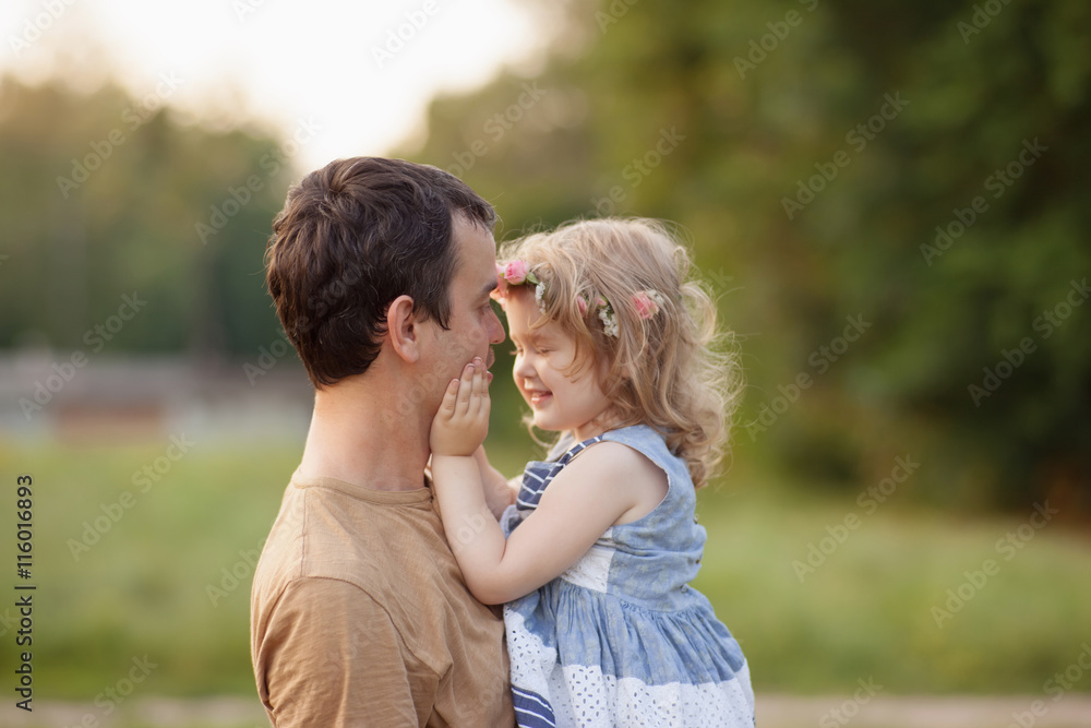 daughter hugging her dad daughter hugging her dad