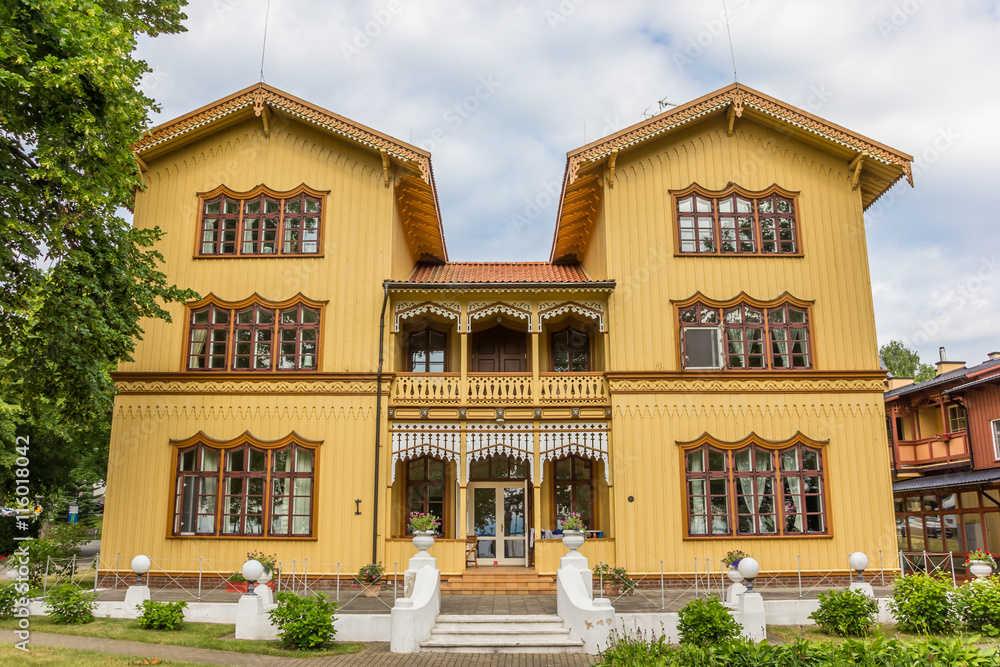 Large yellow wooden mansion in Juodkrante Large yellow wooden mansion in Juodkrante