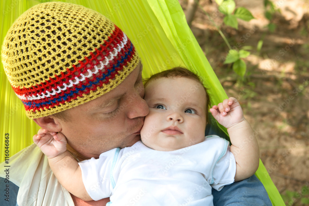 Portrait of happy father and his adorable little daughter
Portrait of happy father and his adorable little daughter