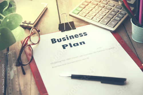 Wallpaper Mural Business Plan on Clipboard Torontodigital.ca