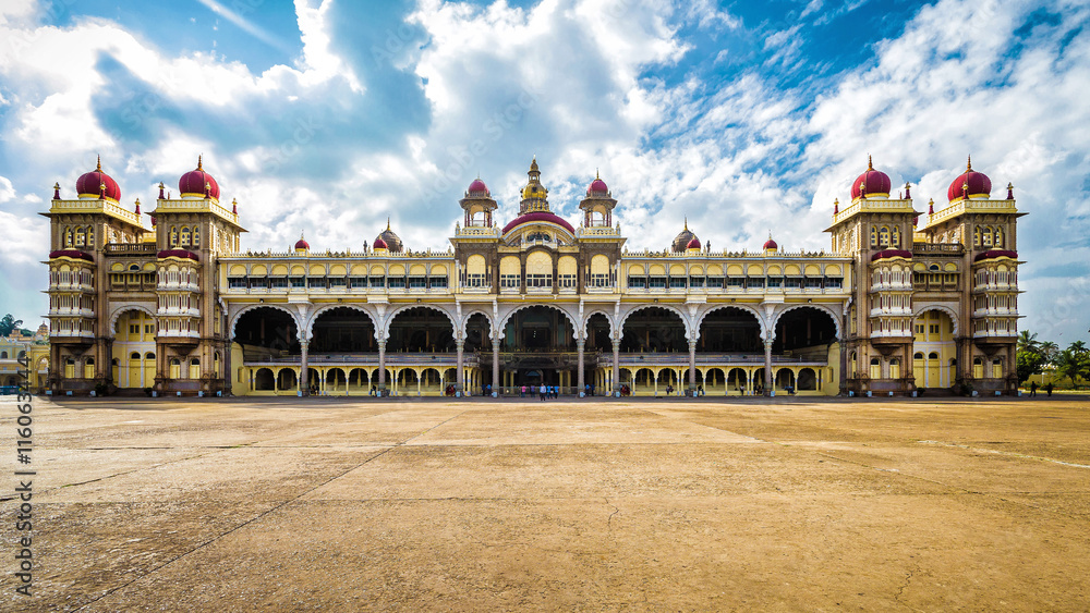 Naklejka premium Mysore Palace in Mysore, India