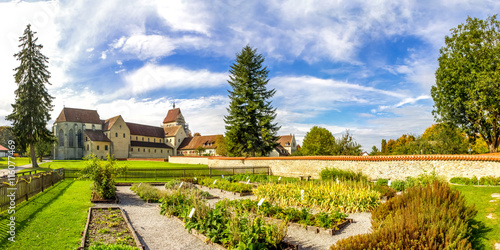 St. Georg Kirche, Reichenau Oberzell photo