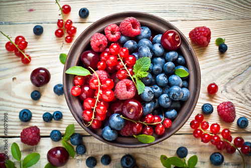 Various  summer berries