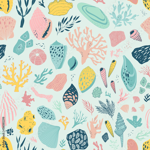 vector hand drawn seamless pattern with shells and corals