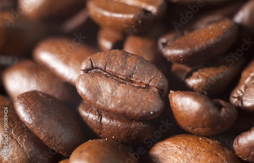 Зерновой кофе крупным планом photo