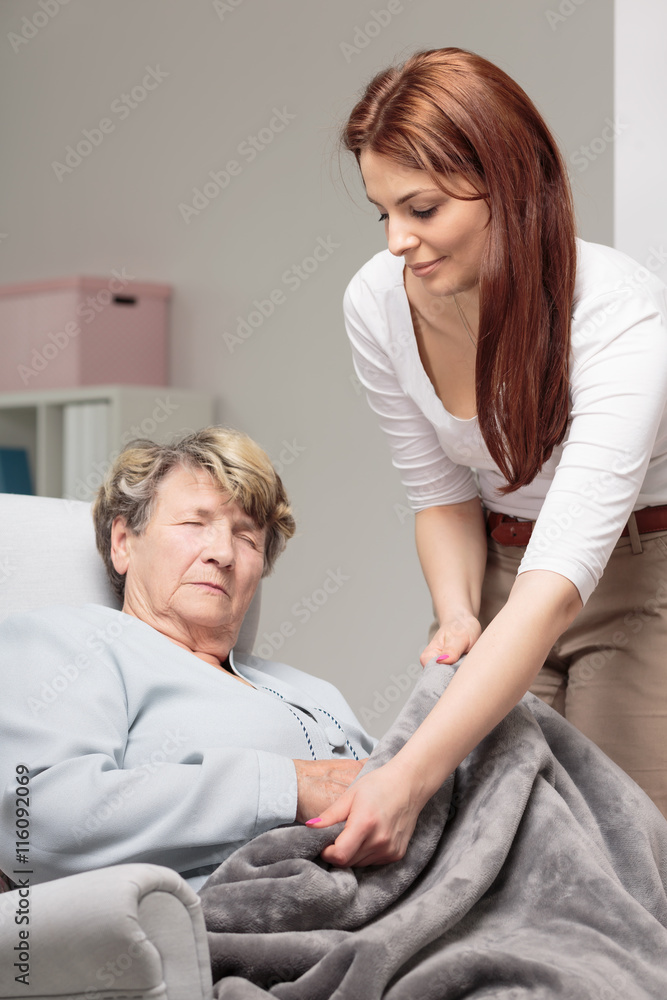 Obraz premium Always taking care of her mum