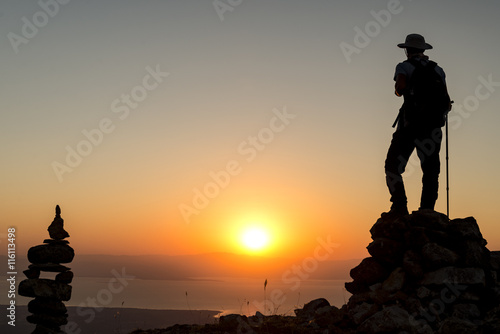 zirvede gündoğumu  photo