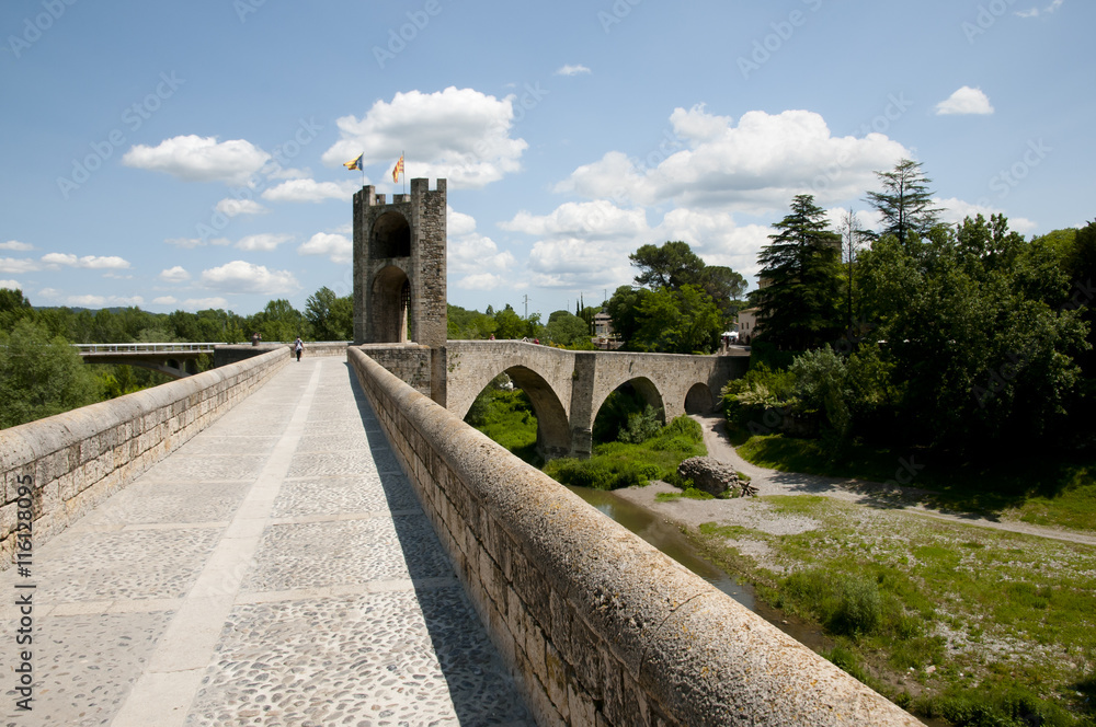 Fototapeta premium Besalu Bridge - Spain