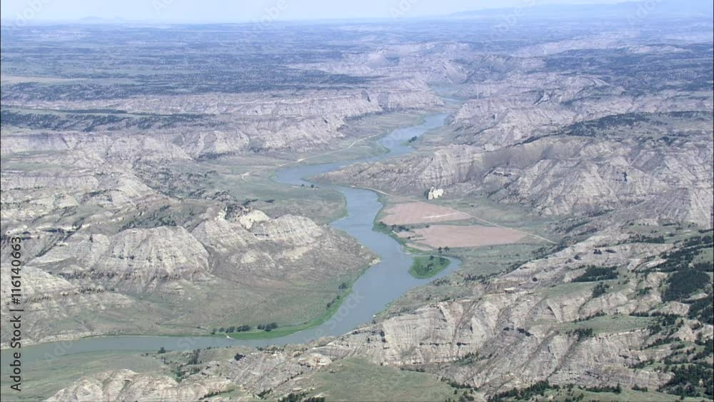 Small Ranch, The Missouri River Small Ranch, The Missouri River