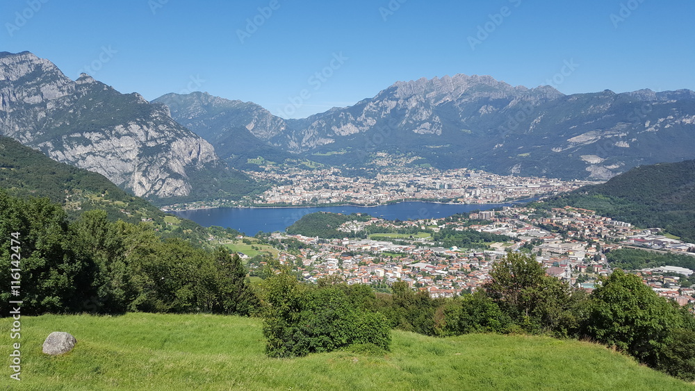 Fototapeta premium Panorama di Lecco