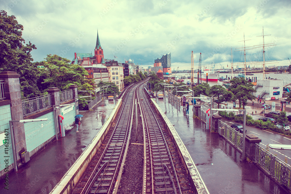 Obraz premium Hochbahn am Hamburger Hafen