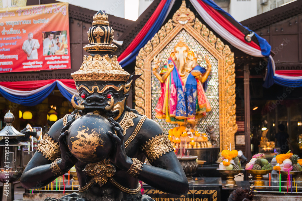 Obraz premium Black Rahu eat moon at Huay Kwang Bangkok