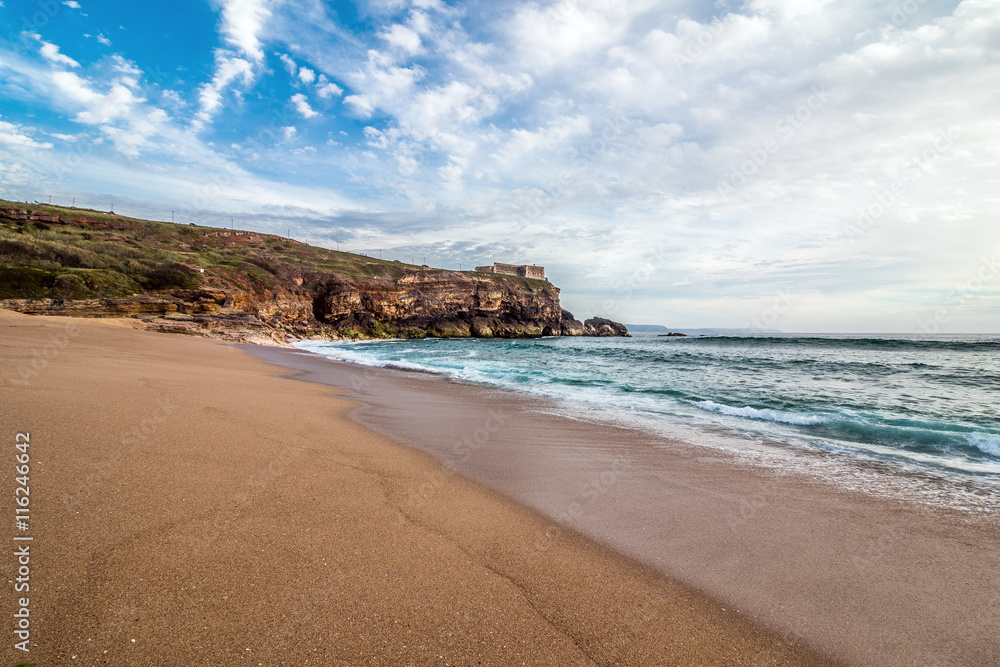 Wybrzeże Portugalii - piasek i ocean