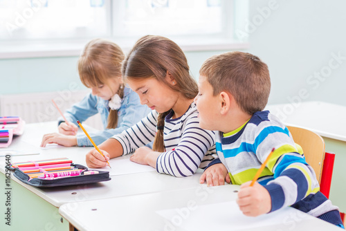 Children of the school bench