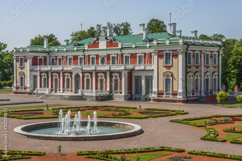 Kadriorg Palace