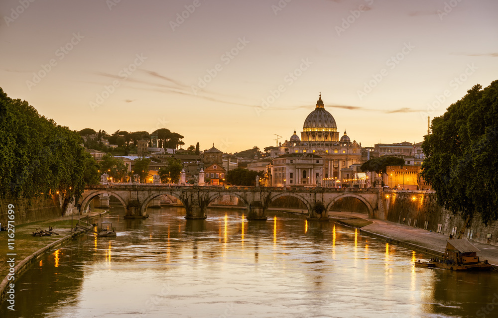 Φωτογραφία Panorama of Rome at sunset, Italy