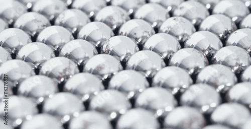 Canvas Print Metallic bearing balls / View of old rusty metallic bearing balls