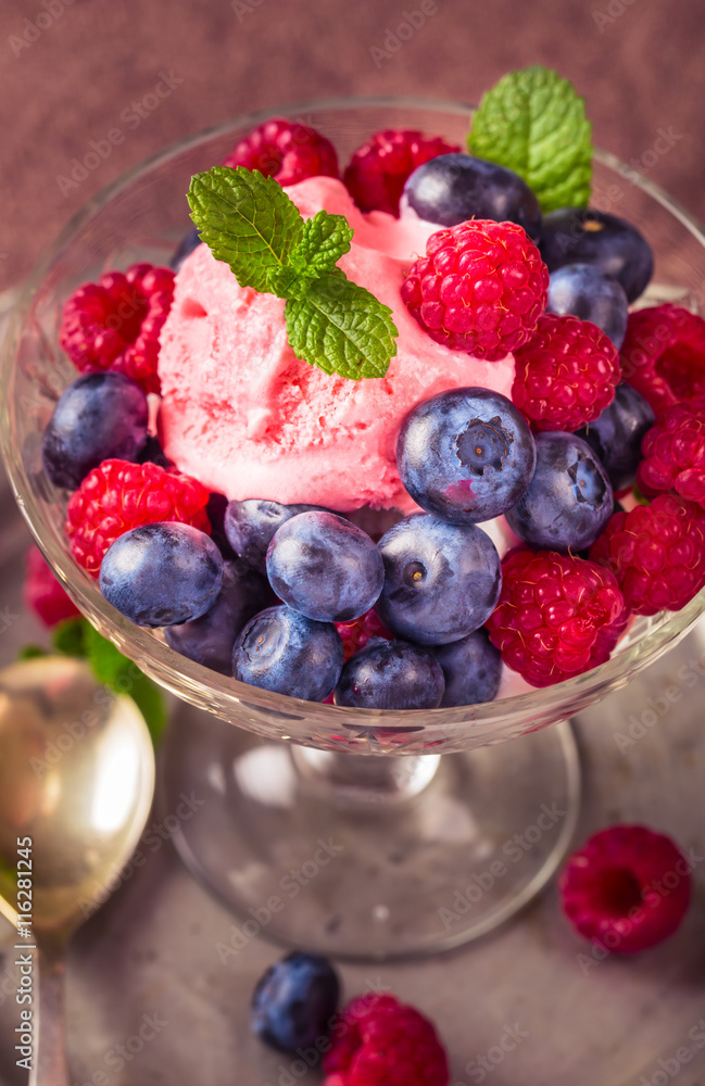 Ice cream with raspberries and blueberries Ice cream with raspberries and blueberries