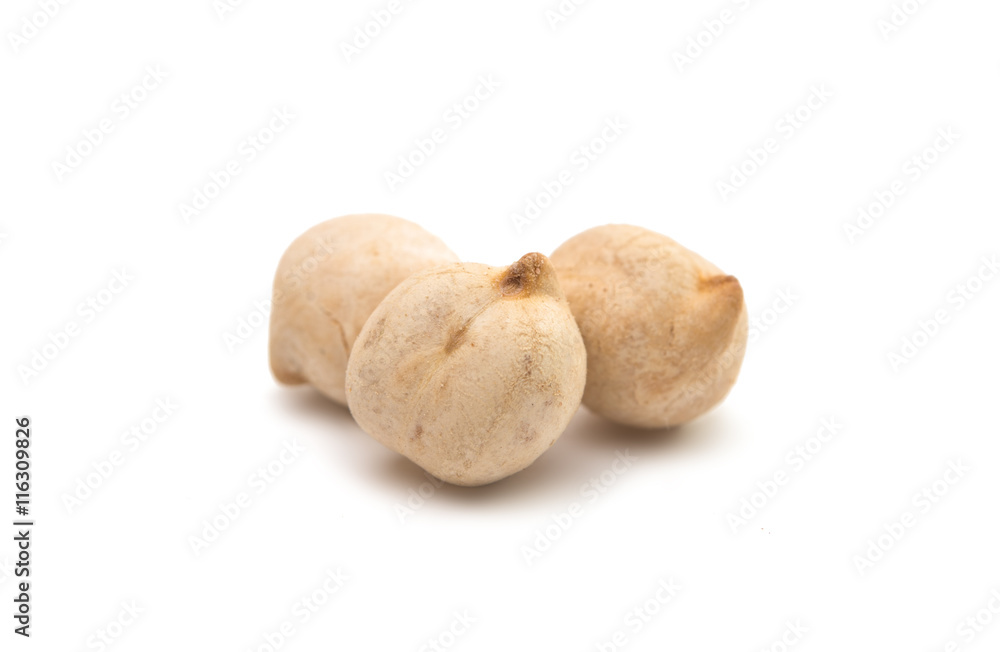 White chickpeas isolated