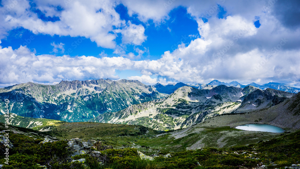 Obraz premium Beautiful view of the Pirin Mountain, Bulgaria