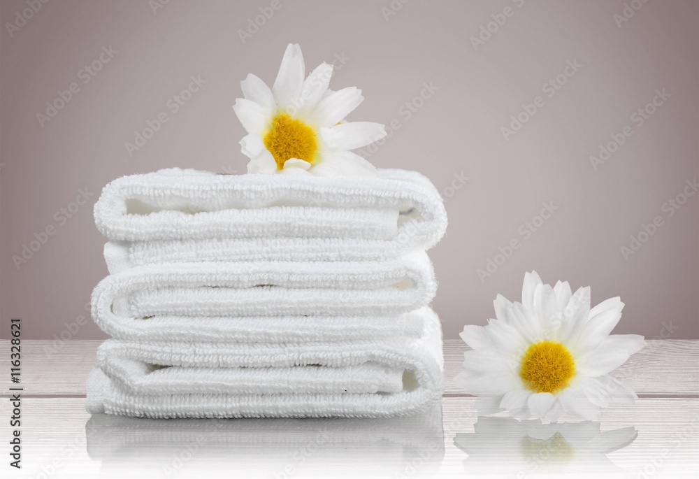 Towel. Towel.