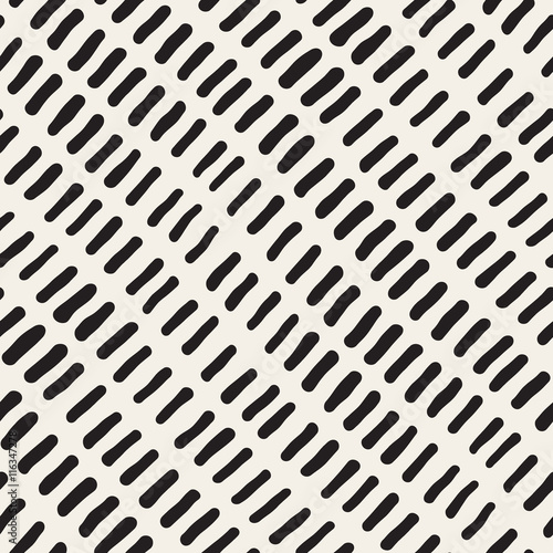 Vector Seamless Hand Drawn Rounded Diagonal Lines Pattern