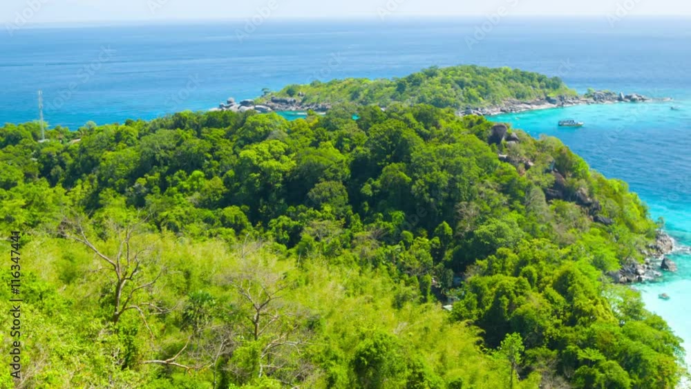 Video 1080p - Panorama of the tropical coast. Thailand, Similan Islands, Ko Miang