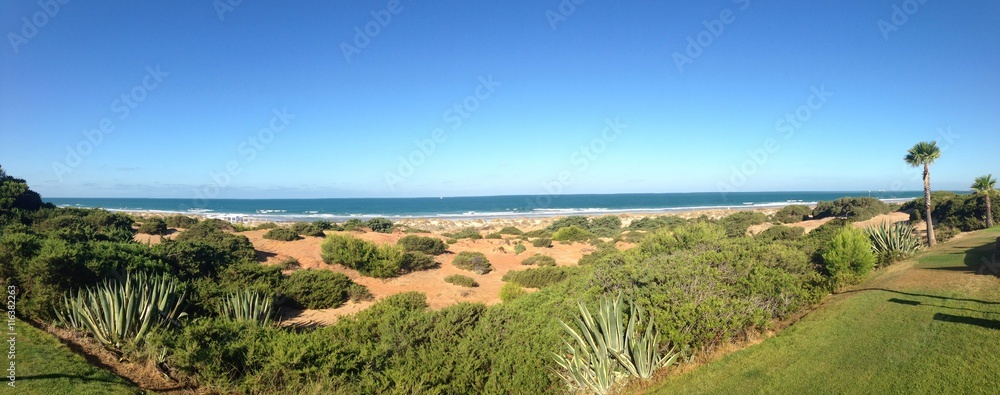Obraz premium Playa de la Barrosa en Cadiz, España.