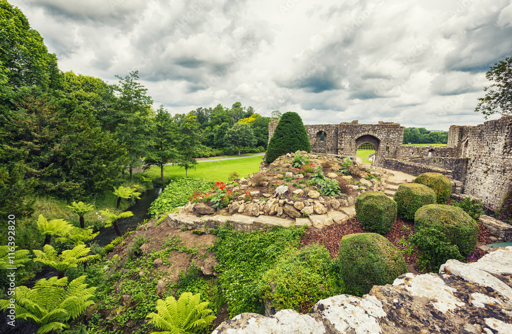 Fototapeta premium Leeds castle park, Maidstone, England