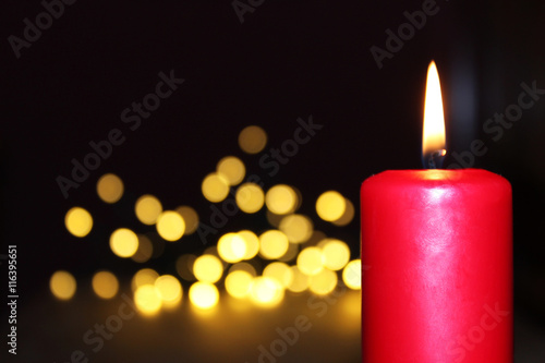 Brennende Kerze mit Bokeh - Candle  