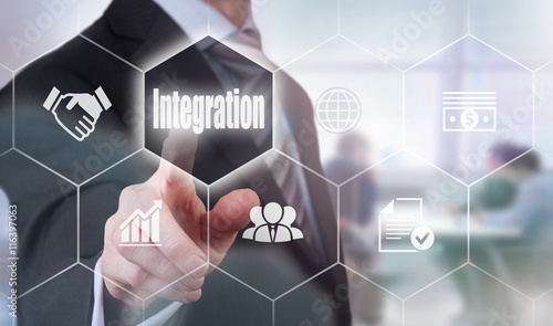 Canvastavla A businessman selecting a Integration Concept button on a hexagonal screen