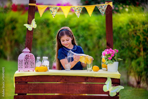 Photography Young girl at her lemonade stand