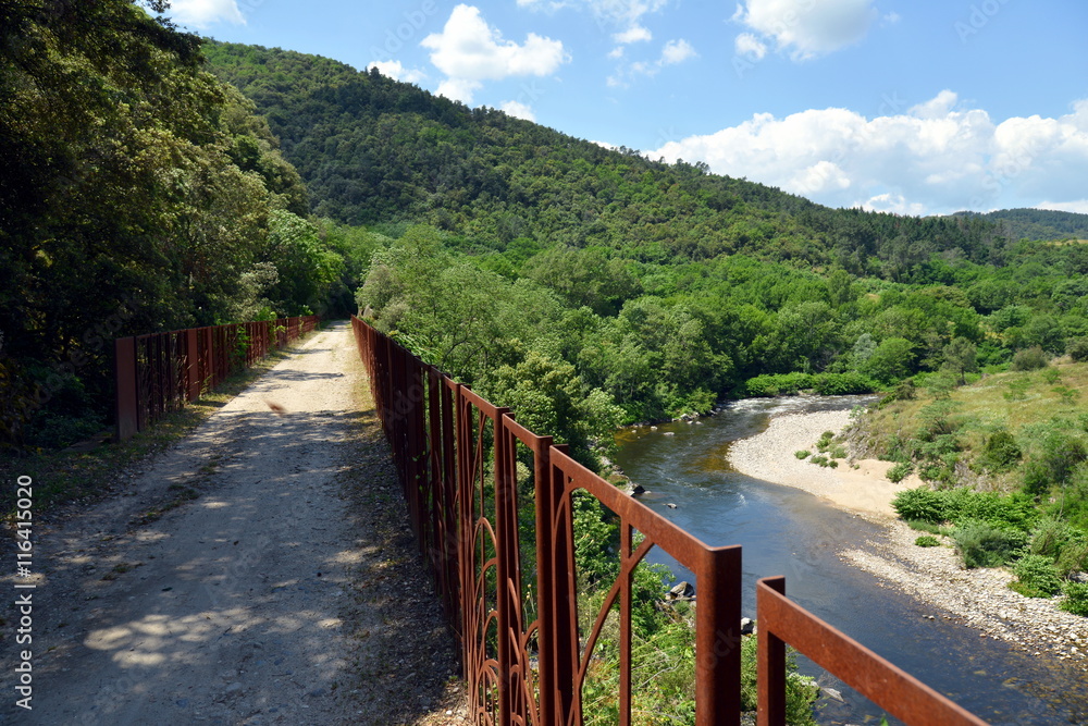 Radwanderweg Dolce Via entlang der Eyrieux Radwanderweg Dolce Via entlang der Eyrieux