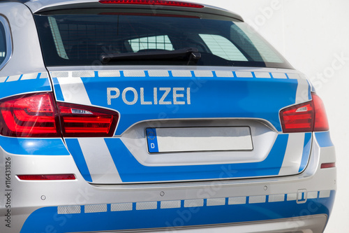 Streifenwagen der deutschen Polizei