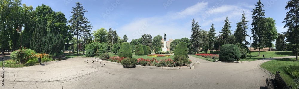 Monument of Gratitude to France panorama