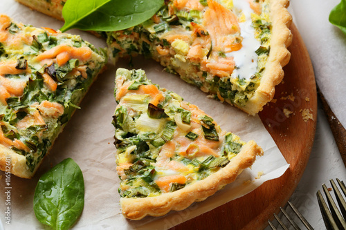 rustic salmon quiche with spinach