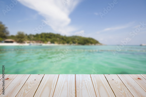 Fototapeta Naklejka Na Ścianę i Meble -  empty plywood and blur beach background 