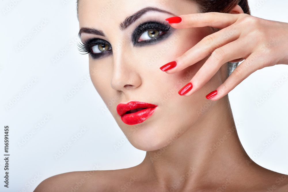 Professional Makeup. Beautiful Fashion Model Girl Face. Perfec Professional Makeup. Beautiful Fashion Model Girl Face. Perfec