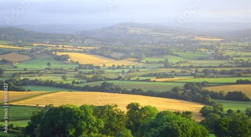 Fototapeta Naklejka Na Ścianę i Meble -  Misty morning over Axe valley in Devon, England